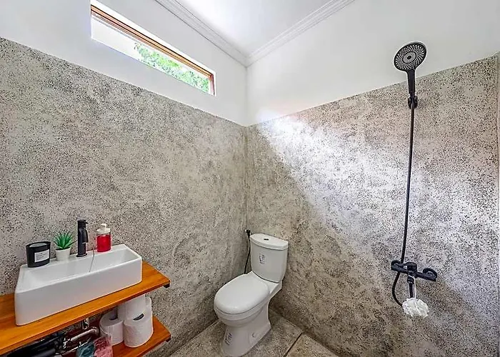 Canggu 2br Tiny + Rooftop And Workspace Rezidans Buduk